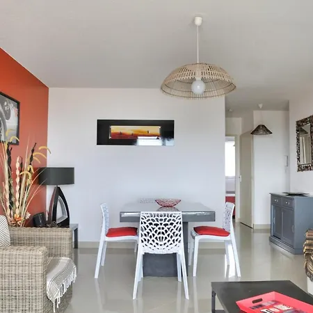 Apartment T3 Vue 100m De La Wifi Et Parking *